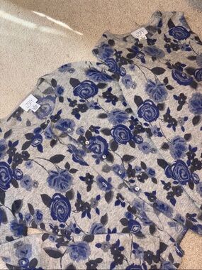Ann Taylor Gray Cardigan and Undershirt with Blue Floral Print (Two-Piece Set)